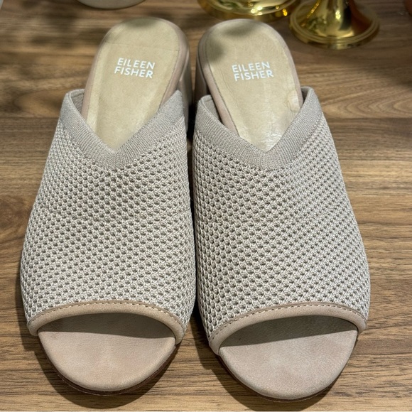 Eileen Fisher Shoes - Eileen Fisher 8.5 Beige Fave Dress Sandal Stretch Block Heel Slip On Comfort